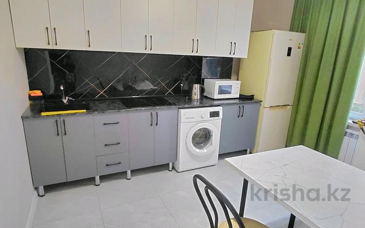 1-комнатная квартира · 43 м² · 3/12 этаж, мкр Нурсат, Назарбекова 29/6 — Шаяхметов за 28 млн ₸ в Шымкенте, Каратауский р-н — фото 2