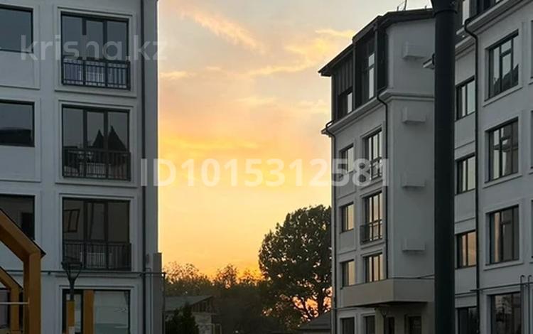 1-бөлмелі пәтер · 38 м² · 2/5 қабат, Конаева 72, бағасы: 28 млн ₸ в Алматы — фото 20