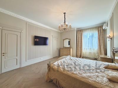 4-комнатная квартира · 210 м² · 6/6 этаж, Тимирязева 2а-в за 1.1 млн 〒 в Алматы, Бостандыкский р-н