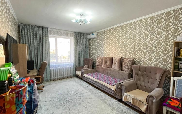 2-бөлмелі пәтер · 60 м² · 2/5 қабат, Болашак, бағасы: 25 млн ₸ в Талдыкоргане, мкр Болашак — фото 3