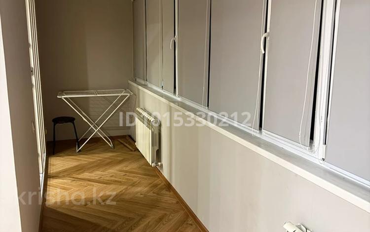 1-комнатная квартира · 56 м² · 6/10 этаж, мкр Кунаева 52/2 — Возле президентского парка за 200 000 ₸ в Уральске — фото 2