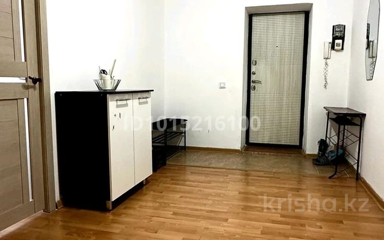 2-бөлмелі пәтер · 74 м² · 1/9 қабат, Алмагүл ш/а., Султан бейбарыс 2, бағасы: 26 млн ₸ в Атырау, мкр. Алмагуль — фото 2