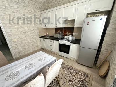 Аренда квартир в Мангистауской обл.: 1-комнатная квартира · 50 м² · 6/10 этаж · помесячно, 31-й мкр 12 — ЖК Дәулет за 120 000 〒 1-комнатная квартира · 50 м² · 6/10 этаж · помесячно, 31-й мкр 12 — ЖК Дәулет за 120 000 〒 в Актау