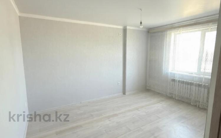 1-бөлмелі пәтер · 40 м² · 1 қабат, мкр. Алтын орда 16ак1, бағасы: 13.8 млн ₸ в Актобе — фото 3