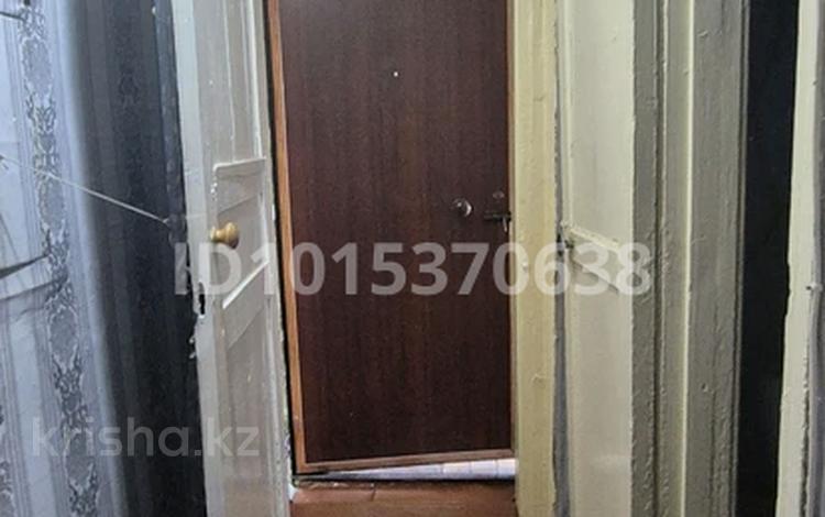 1-бөлмелі пәтер · 33 м² · 4/4 қабат, утепбаева 4, бағасы: 12 млн ₸ в Семее — фото 2