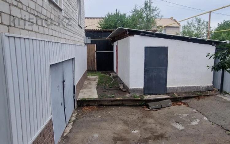 Отдельный дом · 4 комнаты · 120 м², Грушевая 15 за 150 000 ₸ в Талдыкоргане — фото 12