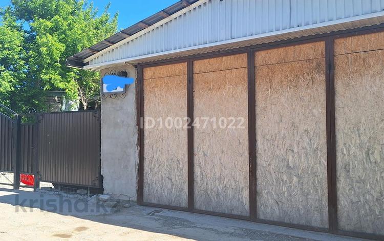 Отдельный дом · 3 комнаты · 100 м², СК Железнодорожник — Район Келешек за 10 млн ₸ в Актобе — фото 3