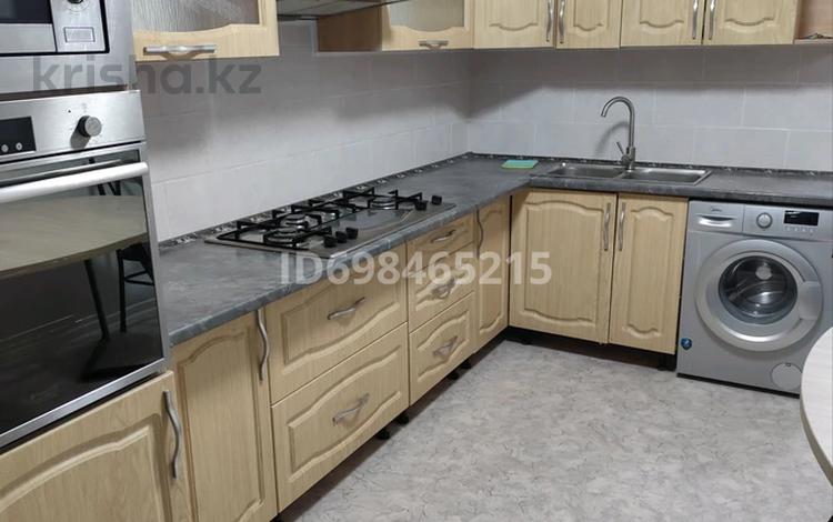 1-комнатная квартира · 37 м² · 1/9 этаж, Райымбек Батыр 277а за 190 000 ₸ в  — фото 2