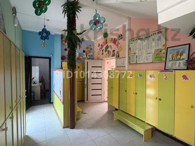 Отдельный дом · 9 комнат · 464.7 м² · 4.7 сот., Абая 193 за 250 млн ₸ в Алматы, Алмалинский р-н