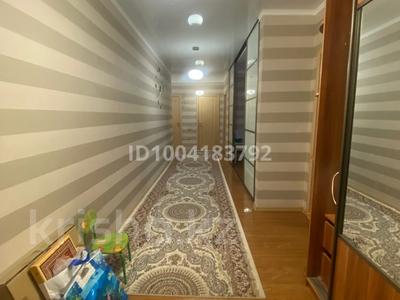 3-комнатная квартира · 93 м² · 8/16 этаж, мкр Юго-Восток, Шахтеров 60 за 38.5 млн 〒 в Караганде, Казыбек би р-н