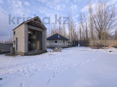 Дача · 2 комнаты · 35 м² · 10 сот., Новая за 15 млн 〒 в Ленгере