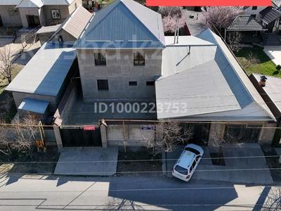 Отдельный дом · 8 комнат · 250 м² · 8 сот., мкр Самал-1 за 75 млн 〒 в Шымкенте, Абайский р-н