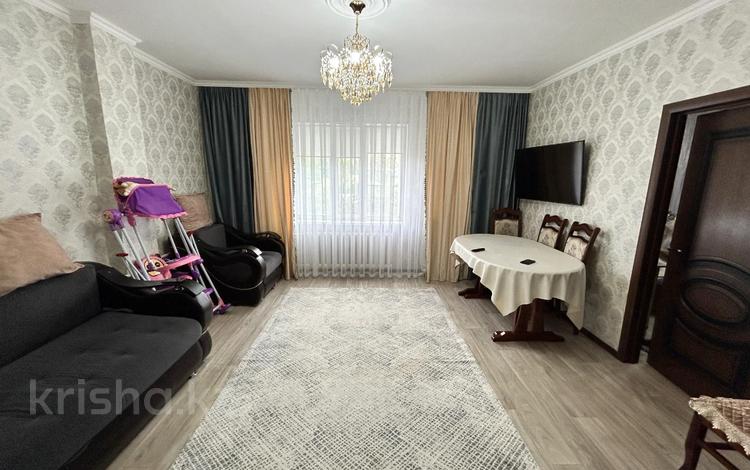 3-комнатная квартира · 70 м² · 1/9 этаж, мкр Юго-Восток, Сарыарка за 26 млн ₸ в Караганде, Казыбек би р-н — фото 2
