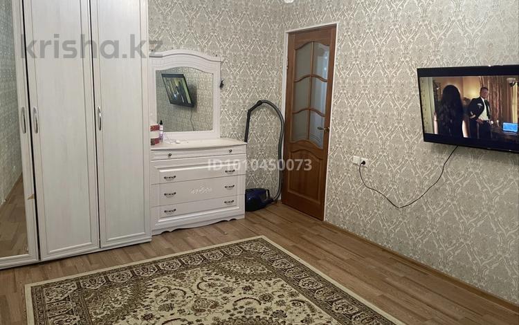 3-комнатная квартира · 68 м² · 1/6 этаж, мкр Нурсая 64 — возле школы лицей 38 и 40 школы за 29 млн 〒 в Атырау — фото 11