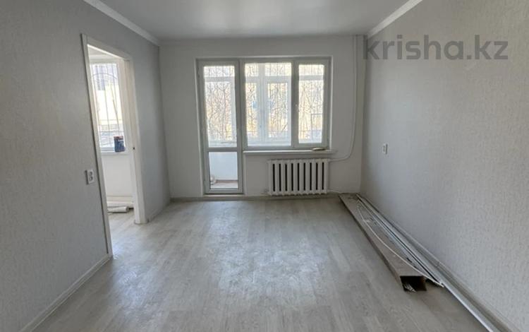 3-комнатная квартира · 48.1 м² · 1/5 этаж, мкр Строитель за 18 млн ₸ в Уральске — фото 2