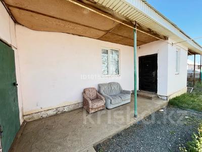 Отдельный дом · 4 комнаты · 200 м² · 10 сот., Геолог 27 за 23 млн ₸ в Шубаркудуке