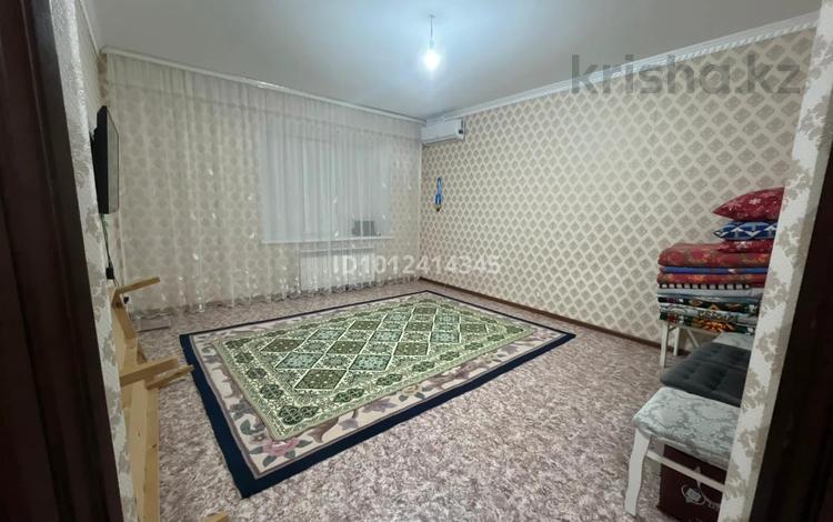 1-комнатная квартира · 42.3 м² · 5/9 этаж, 3-й мкр. 10 за 11.5 млн ₸ в Актобе — фото 2