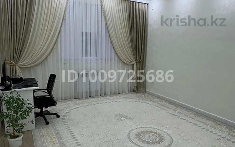 3-бөлмелі пәтер · 100 м² · 4/8 қабат, 20-й мкр 1, бағасы: 38 млн ₸ в Актау — фото 5
