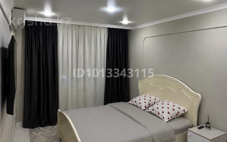 1-комнатная квартира · 60 м² · 1/5 этаж, Привокзальный 5 16 — Рядом 24 школа, Арбат за 12 000 ₸ в Атырау, мкр Привокзальный-5 — фото 7