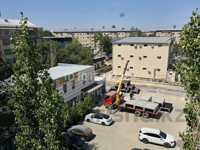 2-бөлмелі пәтер · 54 м² · 5/5 қабат, Аса ш/а., 8 мкр 16 дом, бағасы: 17 млн ₸ в Таразе, мкр Аса