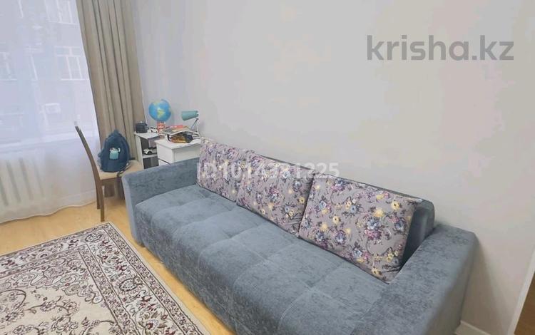 1-комнатная квартира · 49 м² · 2/9 этаж, Отырар 10 — ТД Жанур за 230 000 ₸ в Астане, р-н Байконур — фото 2