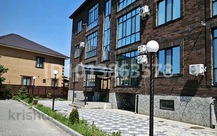 2-комнатная квартира · 120 м² · 1/3 этаж, мкр Старый Аэропорт, Абдулова 21/1 за 52 млн ₸ в Уральске — фото 2