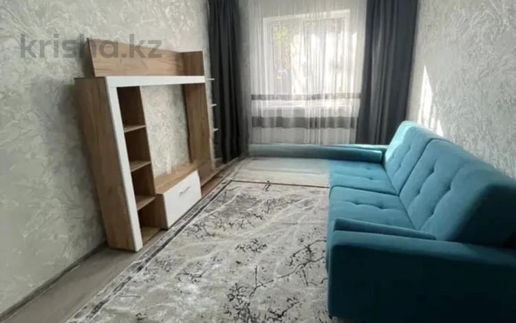 2-комнатная квартира · 50 м² · 1/2 этаж, мкр Достык 44 за 240 000 ₸ в Алматы, Ауэзовский р-н — фото 2