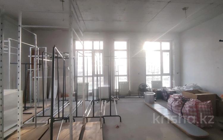 2-бөлмелі пәтер · 33 м² · 2/8 қабат, Айтеке би 9, бағасы: 33 млн ₸ в Астане, Нура р-н — фото 2
