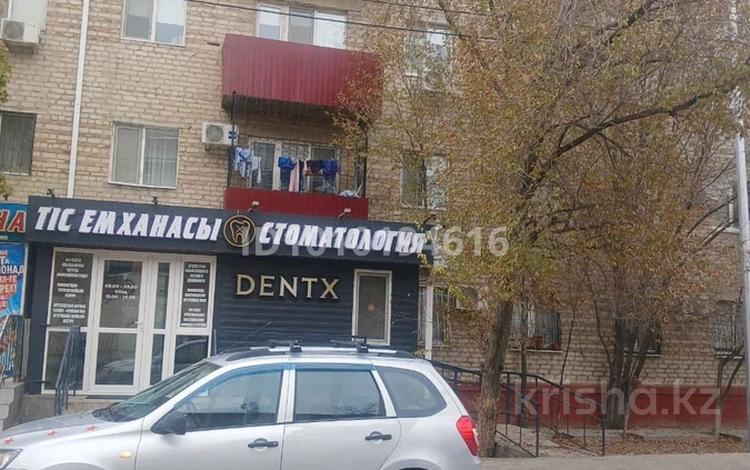 4-бөлмелі пәтер · 91.4 м² · 3/5 қабат, мкр Центральный, Алипова 2 — Дом радио, бағасы: 33 млн ₸ в Атырау — фото 3