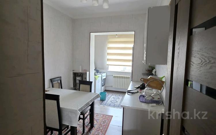 2-бөлмелі пәтер · 55 м² · 5/5 қабат, мкр Верхний Отырар 60 — РЫСКУЛОВА, бағасы: 22.5 млн ₸ в Шымкенте, Туран р-н — фото 2