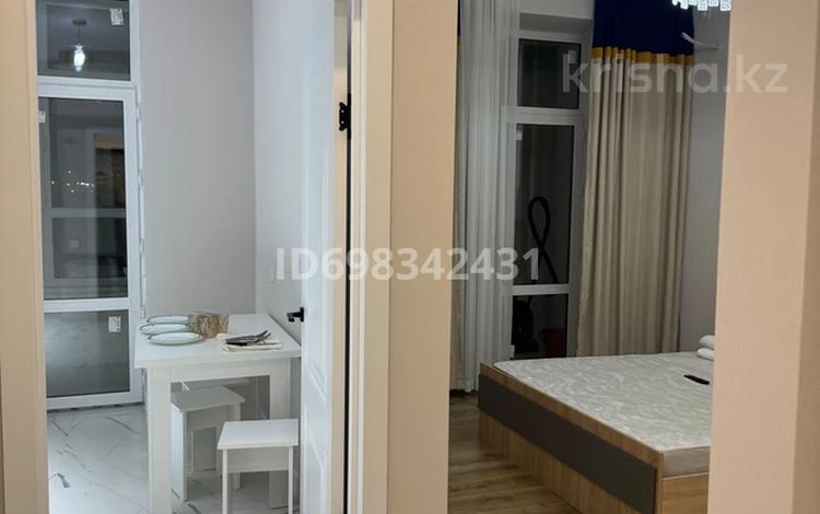 1-комнатная квартира · 40 м² · 2/9 этаж, Толе би 3/2 — Казыбек Би за 300 000 ₸ в Астане, Нура р-н — фото 14