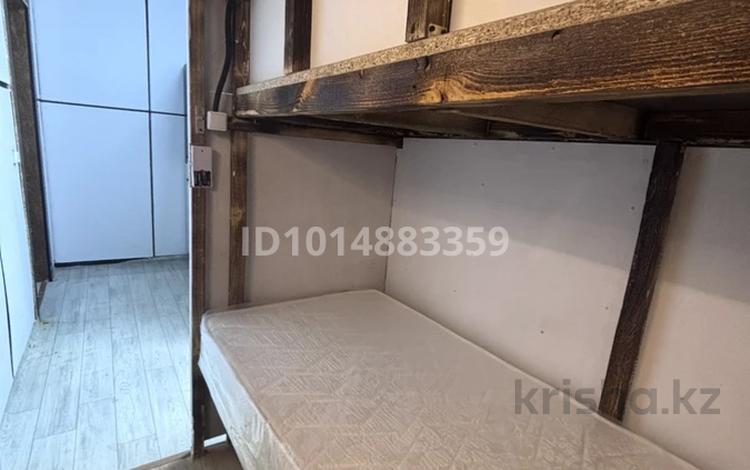 10 бөлме · 200 м², Екибастуз 7, бағасы: 35 000 ₸ в Астане, Алматы р-н — фото 5
