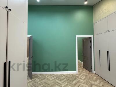 3-бөлмелі пәтер · 125 м² · 17/17 қабат, 17-й мкр 23, бағасы: 65 млн ₸ в Актау