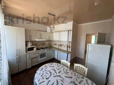 2-комнатная квартира · 56 м² · 1 этаж, Жарбосынова 85 за 35 млн ₸ в Атырау