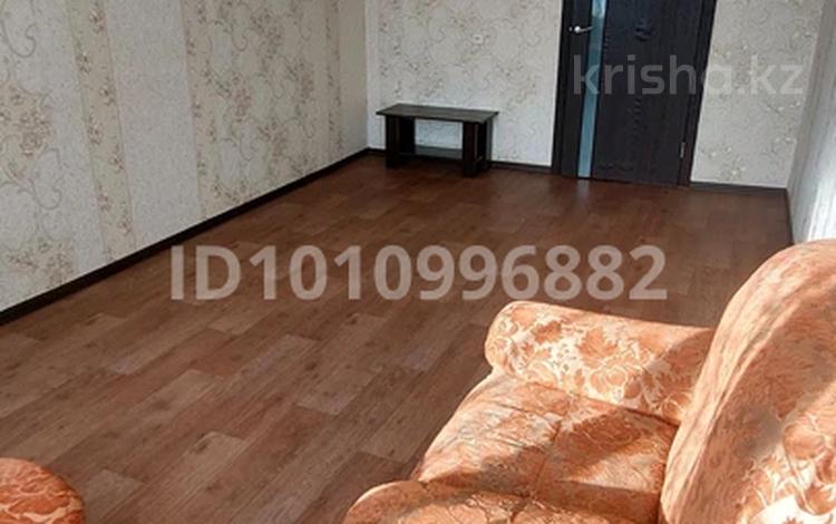3-комнатная квартира · 74 м² · 5/5 этаж, 8мкр 77 — СШ -17 за 180 000 ₸ в Темиртау — фото 2