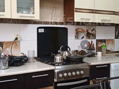 3-комнатная квартира · 83 м² · 1/8 этаж, мкр Жетысу-3 за 52 млн ₸ в Алматы, Ауэзовский р-н