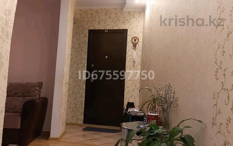 3-комнатная квартира, 64.9 м², 8/9 этаж, Машхур Жусупа 286 за 25 млн 〒 в Павлодаре — фото 2