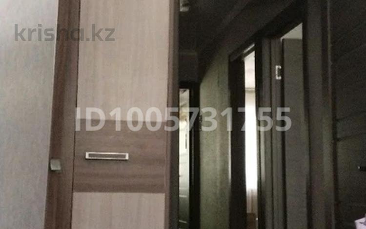 3-бөлмелі пәтер · 62 м² · 2/5 қабат, Пришахтинск, Пришахтинск, 22й микрорайон — Районный суд #3, бағасы: 18 млн ₸ в Караганде, Алихана Бокейханова р-н — фото 2