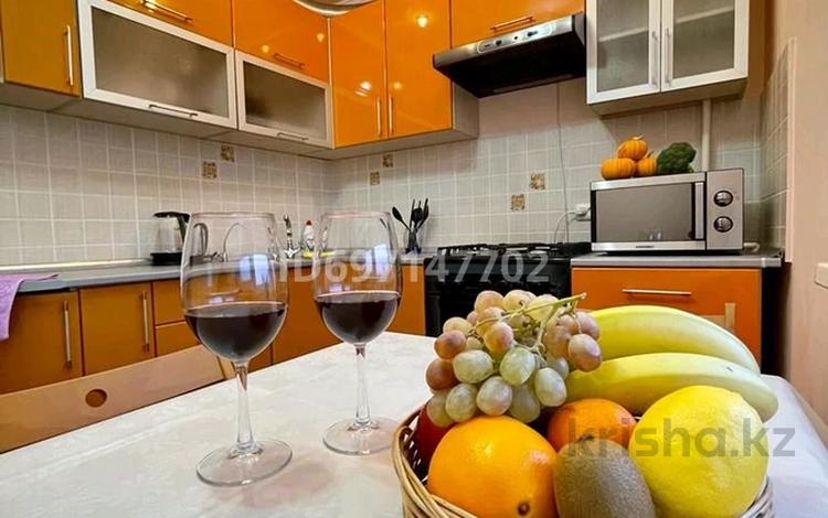 2-бөлмелі пәтер · 45 м² · 3/5 қабат, 5 мкр 25, бағасы: 12 000 ₸ в Лисаковске — фото 2