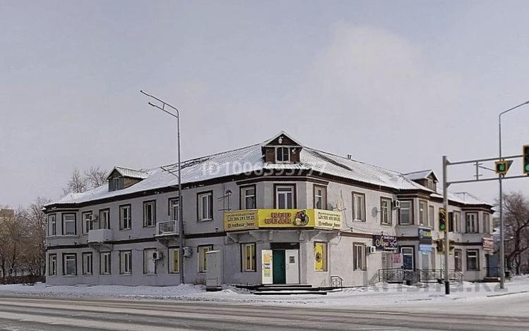 3-комнатная квартира · 75.3 м² · 2/2 этаж, жамбыл жабаев 63 — труда 28 за 25 млн 〒 в Петропавловске — фото 9