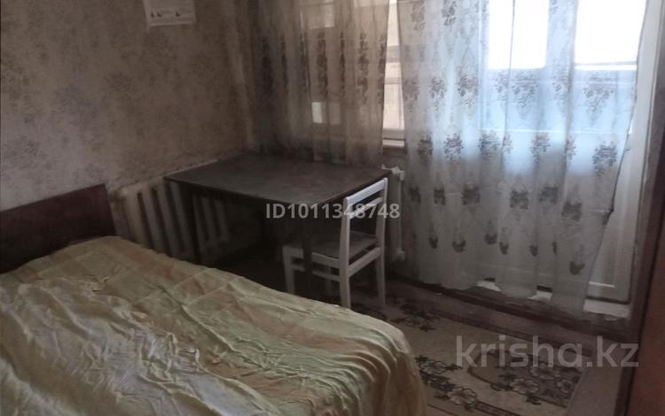 3-бөлмелі пәтер · 60 м² · 4/4 қабат, Тонкуруш 8 — Школа 31, бағасы: 100 000 ₸ в Таразе — фото 2