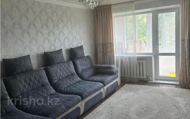 2-бөлмелі пәтер · 44.1 м² · 5/5 қабат, Пришахтинск, 22й микрорайон — Школа 32, бағасы: 13.5 млн ₸ в Караганде, Алихана Бокейханова р-н — фото 2