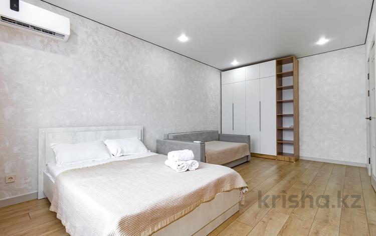 1-комнатная квартира · 40 м², Толе би 24 за 250 000 ₸ в Астане, Нура р-н — фото 2