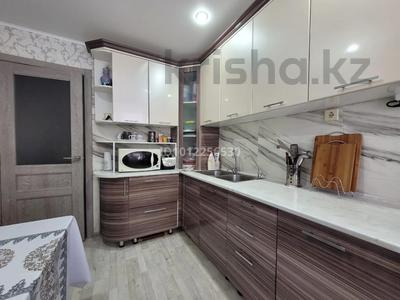 4-бөлмелі пәтер · 80 м² · 5/9 қабат, проспект Абая 164 — ЦУМ, бағасы: 40.5 млн ₸ в Костанае