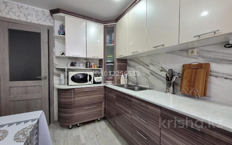 4-бөлмелі пәтер · 80 м² · 5/9 қабат, проспект Абая 164 — ЦУМ, бағасы: 40.5 млн ₸ в Костанае — фото 2