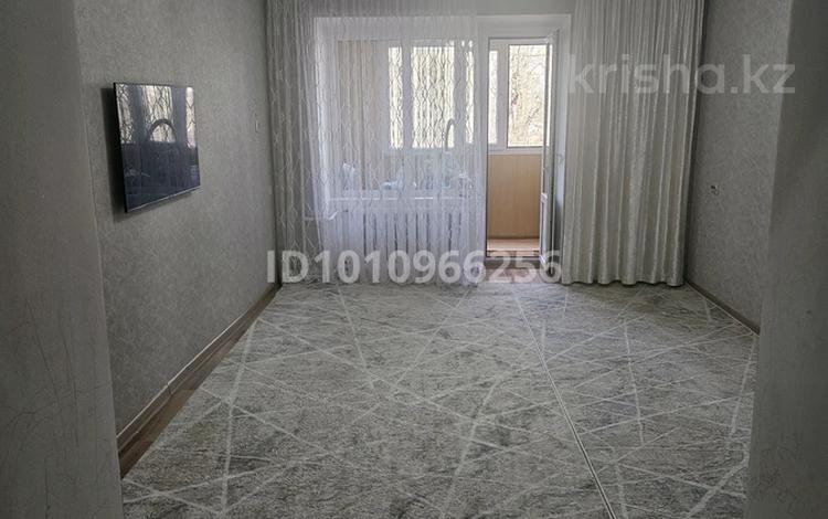 3-комнатная квартира · 60 м² · 2/5 этаж, проспект Абылай Хана 18 за 25 млн ₸ в Астане, Алматы р-н — фото 2