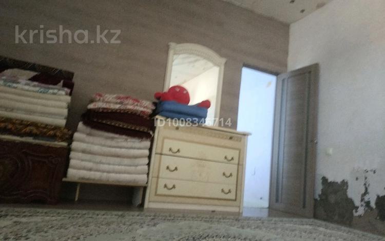 Отдельный дом · 3 комнаты · 169 м² · 169 сот., мкр Кайнар, Сабыра Ержанова 86 за 10 млн ₸ в Атырау — фото 2