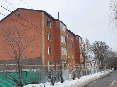 1-комнатная квартира, 40 м², 3/4 этаж, фрунзе за 10.5 млн 〒 в Уральске