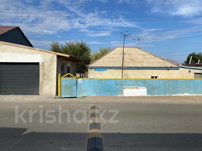 Отдельный дом · 3 комнаты · 81 м² · 7 сот., Есенова — Гагарина-Есенова, Қазына гипермаркет за 23 млн 〒 в Жезказгане