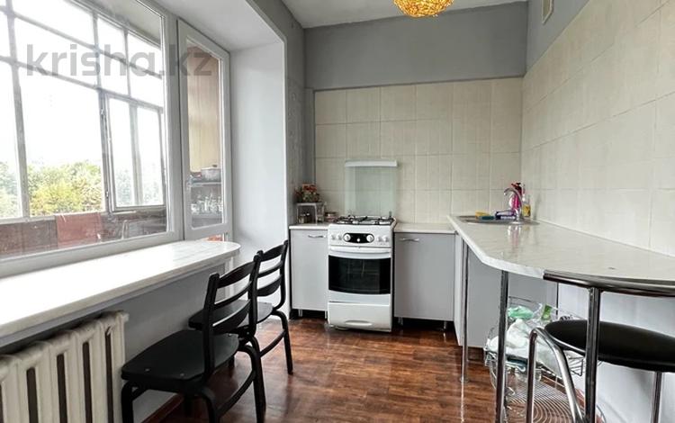 1-комнатная квартира, 38 м², 4/7 этаж помесячно, Абая 141 — Гагарина